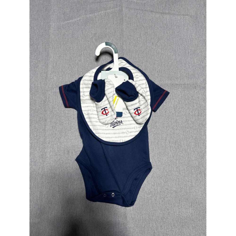 MLB Baby Minnesota Twins 3pc Set 3M Navy Bodysuit Bib Booties Baseball